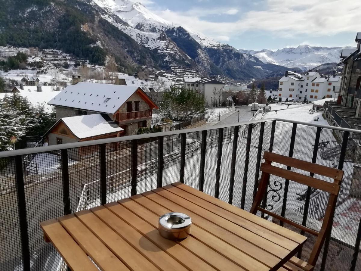 Sallent de Gállego Apartamento Familiar Con Vistas Y Garage La Portiecha 아파트 외부 사진